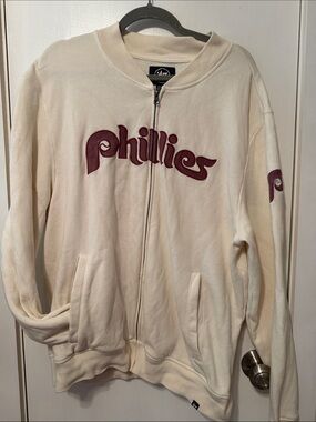 Phillies Cream Zip-Front Hoodie